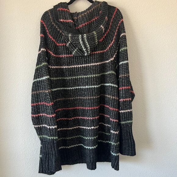 Torrid Sweater Sz 4 Chunky Crochet Raglan Hoodie Black Rainbow Stripe Lace Up - Picture 5 of 7